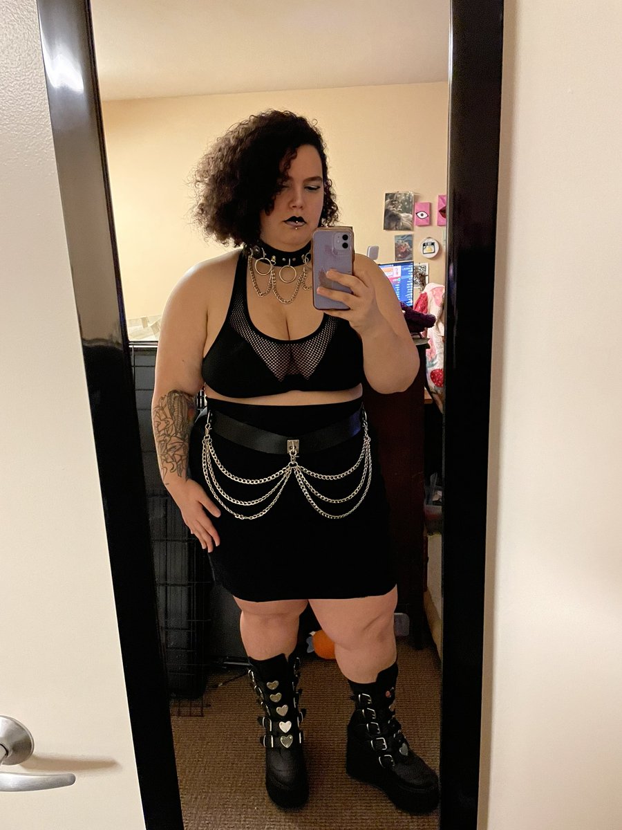 thotprocess666's tweet photo. church outfit by poppy https://t.co/70hJjt3Exn