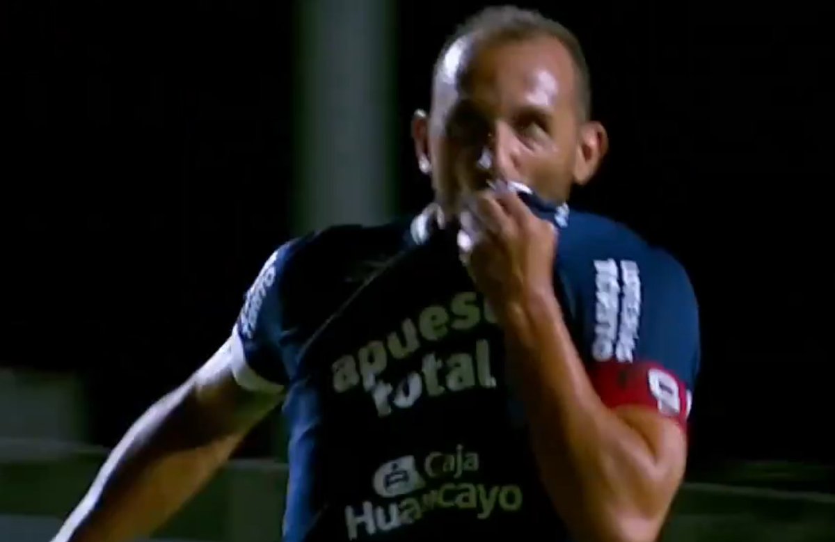 OyePablo_'s tweet photo. Nunca confíes en alguien que dice ser hincha de Alianza Lima que no quiere a Hernán Barcos. https://t.co/0NWapghmby