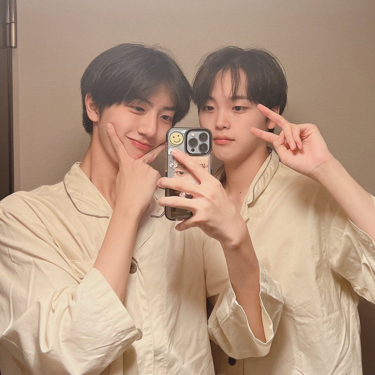 핑퐁핑퐁 (@pingpongzpics) on Twitter photo 