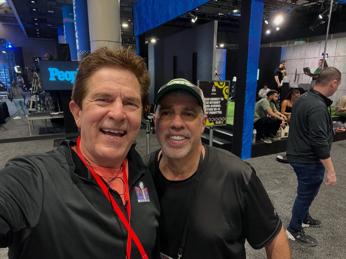 Met Gary Dell'Abate “Baba Booey from the Howard Steen Show. Baba Booey is a  Jets fan so he told me doesn't care if it's the Chiefs or Eagles! Good guy, image size:1200x900