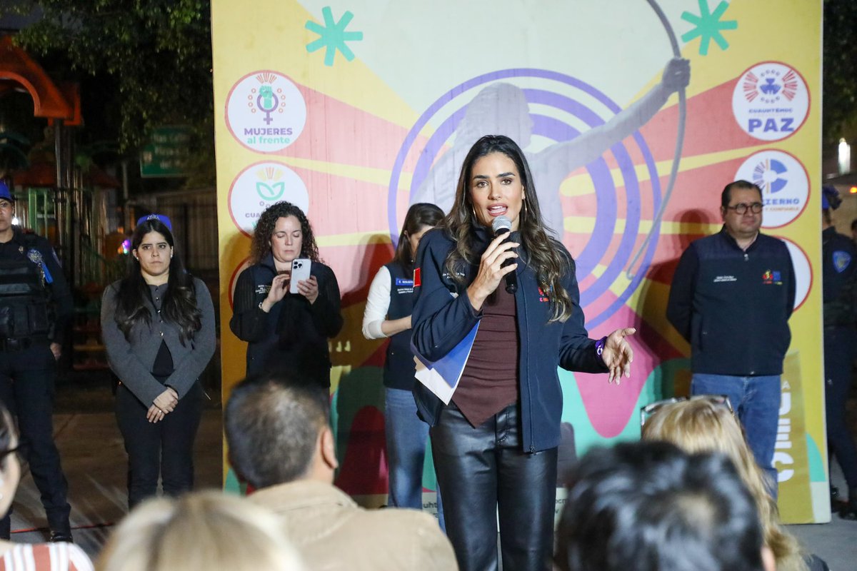 Alessandra Rojo de la Vega tweet media