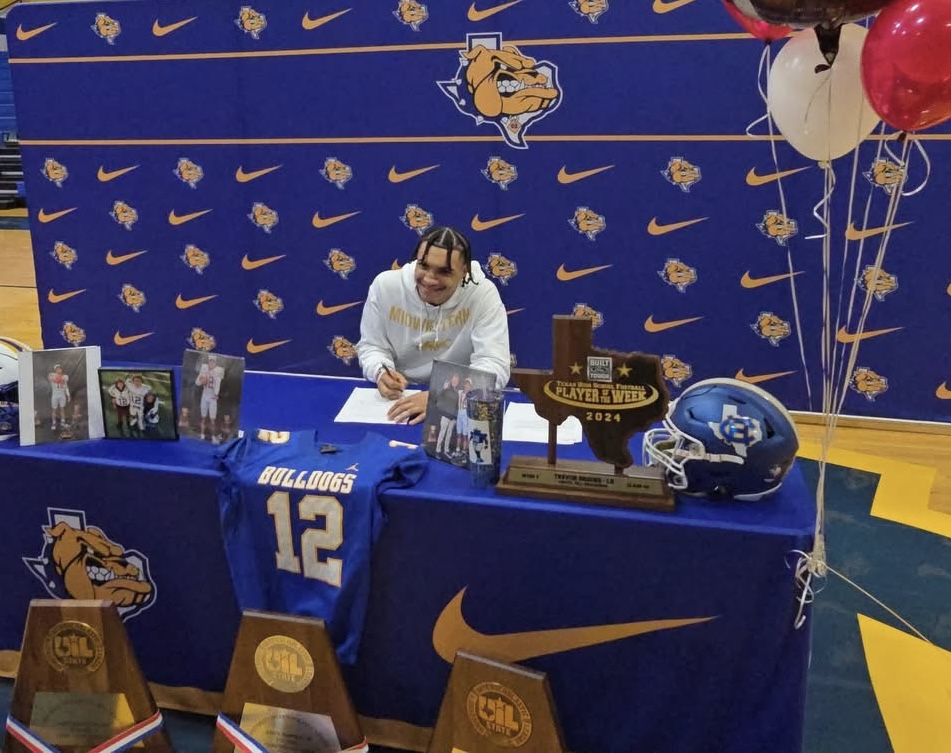 Chapel Hill Football (@chapelhillfb) on Twitter photo Congratulations to Trevor Brooks <a href="/TrevorBrooksII/">Trevor Brooks</a> signing with <a href="/MSUTexasFB/">Midwestern State Football</a>! #NationalSigningDay #NSD25 #WeGotDogs #RecruitCH #StangGang Congratulations to Trevor Brooks <a href="/TrevorBrooksII/">Trevor Brooks</a> signing with <a href="/MSUTexasFB/">Midwestern State Football</a>! #NationalSigningDay #NSD25 #WeGotDogs #RecruitCH #StangGang
