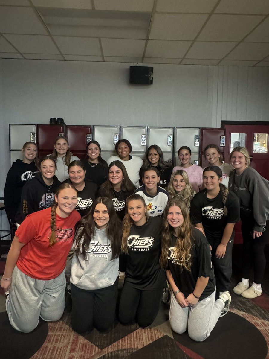 WCCchiefsSB's tweet photo. Girls who play sports become women who lead. Happy National Women in Sports Day to our Chiefs💪🏽❤️ https://t.co/Qx3VedvzY9