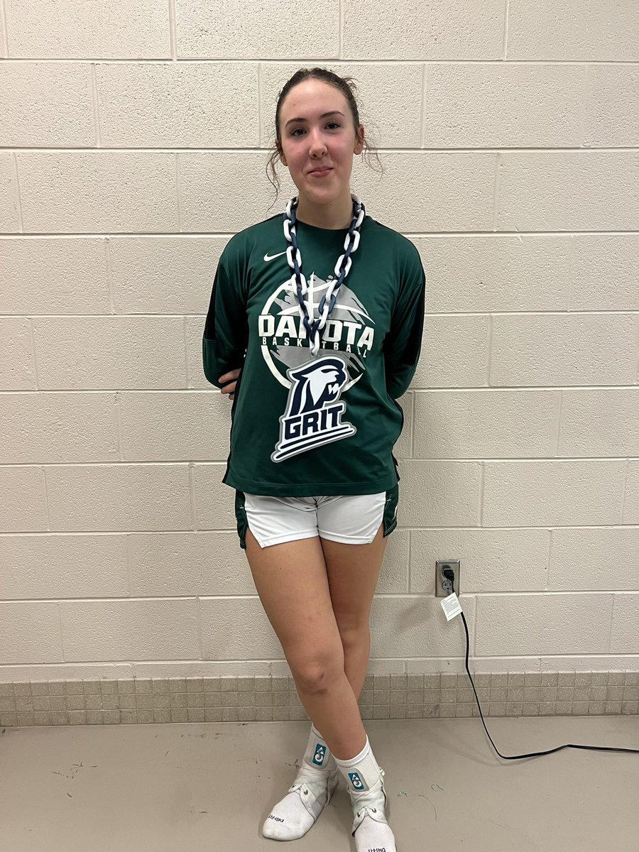 DakotaGBball's tweet photo. Big W tonight! 

@brooklyngara led us with 15 points
@meadow_cam33 had 10 points and 9 rebounds 
Gia Rizzo had 12 points and @AllieRuggirello had 7 points 

Our grit award goes to @AddisonBurger22 for her huge defensive stand!! https://t.co/RqfDD15lGM
