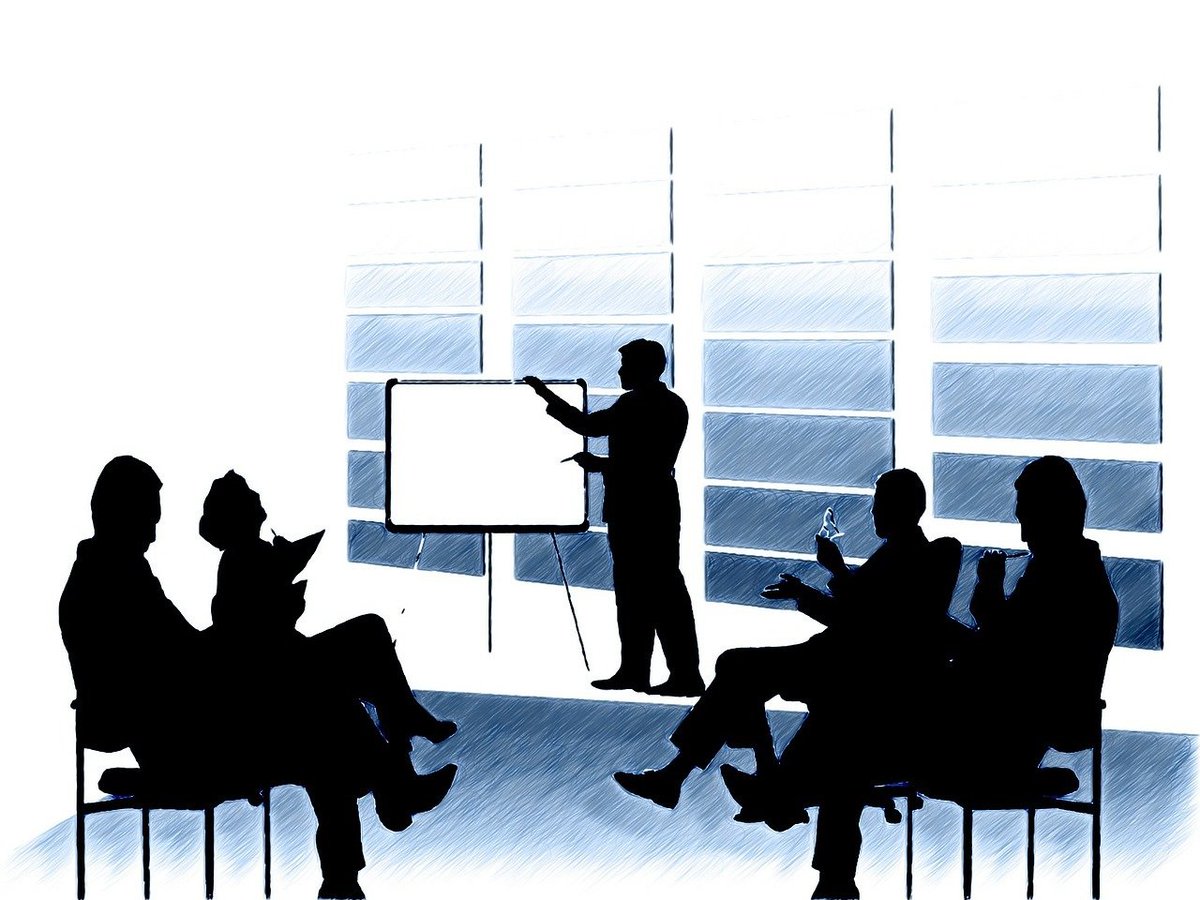 ETCIOSEA's tweet photo. #TechTalk | The modern #CISO is expected to not only protect the enterprise but also drive digital #transformation, innovation, and proactive risk management in an era of #AI-driven threats and cyber warfare, writes Suresh Sankaran Srinivasan.

https://t.co/MGsdPVRGnE https://t.co/l7Sbv5UsEA