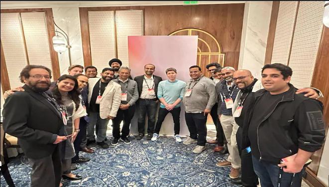 Neeraj___05's tweet photo. #SamAltman visited #India, since it is a key market for them and is the second largest user base and was tripled in last 3 years
#OpenAI #ChatGPT #AI https://t.co/Zp0hyVhd9T