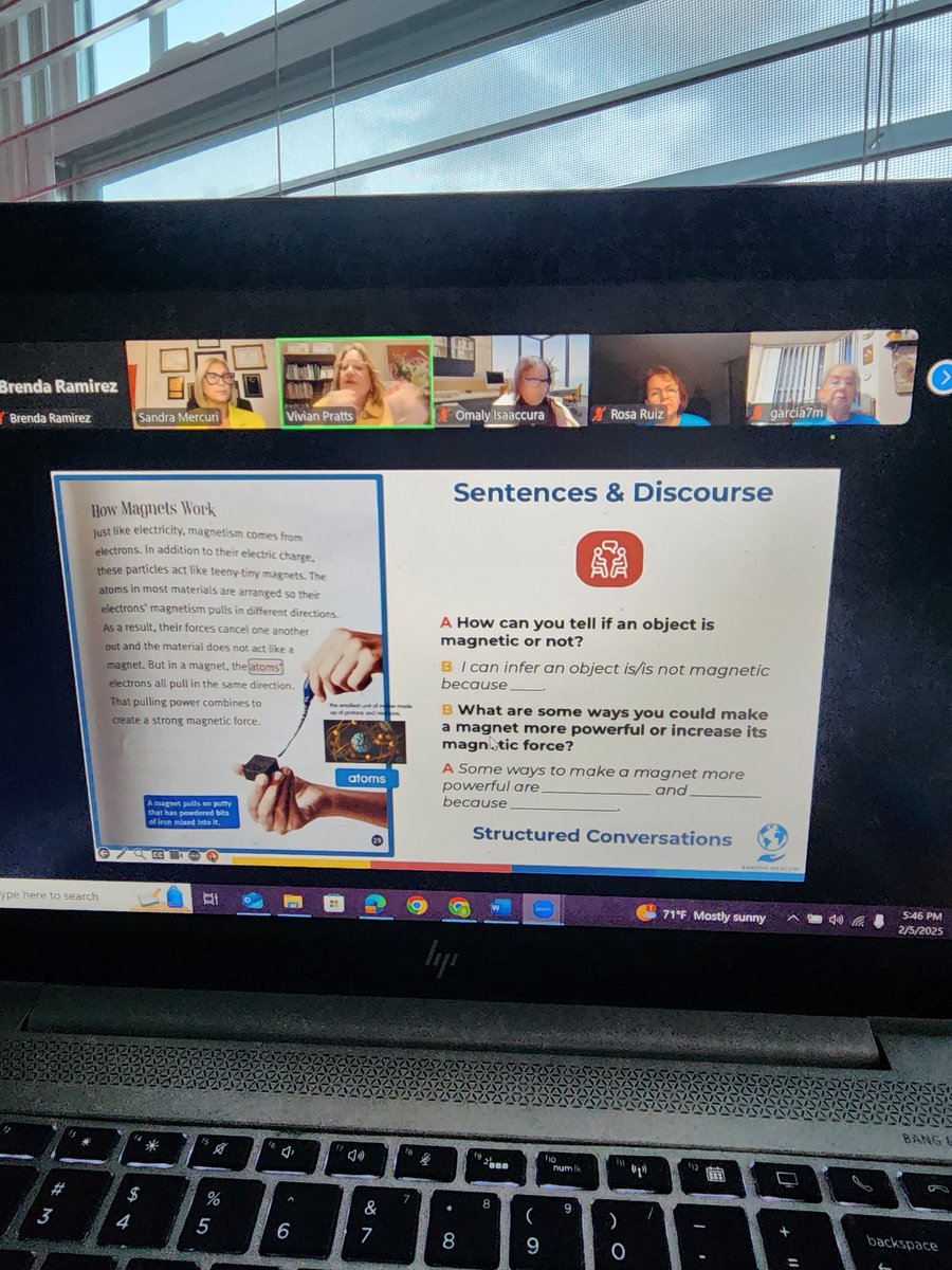 bramir13's tweet image. Supporting our Dual Language Mustangs 🐴 at @MemorialElm is what I love most! ❤️💙 #TeamHISD #DualLanguage