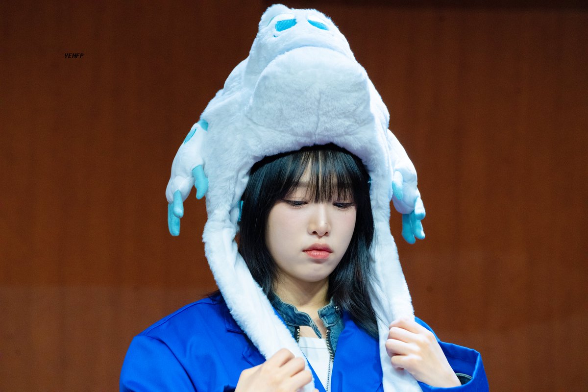 250202 에버라인 시즌 그리팅 팬사인회

#최예나 #예나 #YENA #イェナ