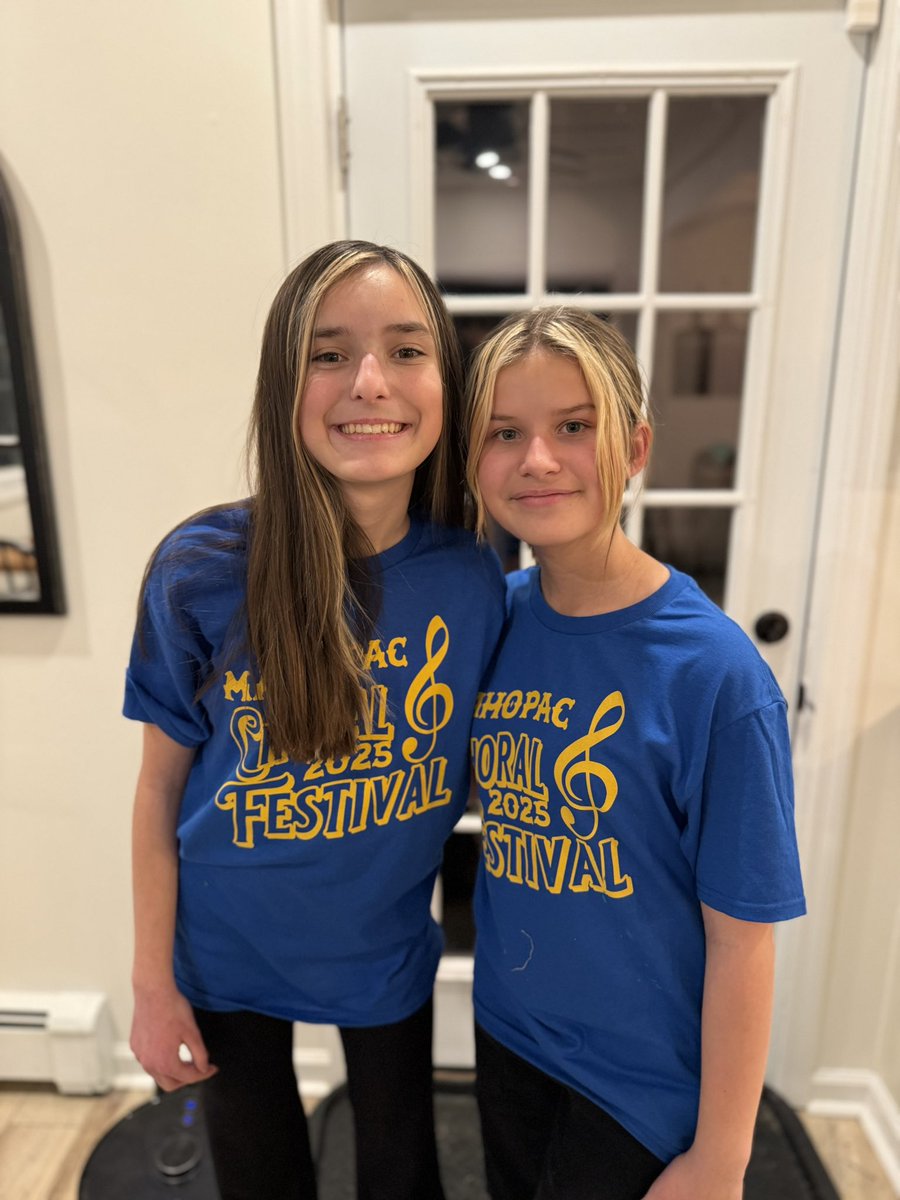 FulmarRdMusic's tweet photo. Super proud of our students voices at tonight’s district chorus festival! Love seeing former students and fellow teachers for a festive collaboration. Nice job!! https://t.co/j5kAwuJJ7i