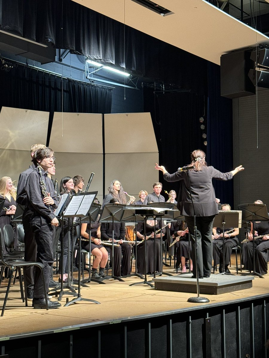 Lindsay.T.Yost, CAA (@lindsay_t_yost) on Twitter photo 🎶 Huge congratulations to Skyline’s Andrew Archer for earning a spot in the SVVSD Honor Band Festival! 🎺
#GOFALCONS #StVrainStorm #WeAreSkylineEveryDay
@falconathletics <a href="/Skyline_Falcons/">Skyline High School</a> <a href="/KarlaAllenbach/">Karla Allenbach</a> <a href="/SVVSDsupt/">Jackie Kapushion, Ed.D.</a> @SVVSDdeputy <a href="/goSVVSD/">Chase McBride</a> <a href="/SVVSDFineArts/">SVVSD Fine Arts</a> 🎶 Huge congratulations to Skyline’s Andrew Archer for earning a spot in the SVVSD Honor Band Festival! 🎺
#GOFALCONS #StVrainStorm #WeAreSkylineEveryDay
@falconathletics <a href="/Skyline_Falcons/">Skyline High School</a> <a href="/KarlaAllenbach/">Karla Allenbach</a> <a href="/SVVSDsupt/">Jackie Kapushion, Ed.D.</a> @SVVSDdeputy <a href="/goSVVSD/">Chase McBride</a> <a href="/SVVSDFineArts/">SVVSD Fine Arts</a>