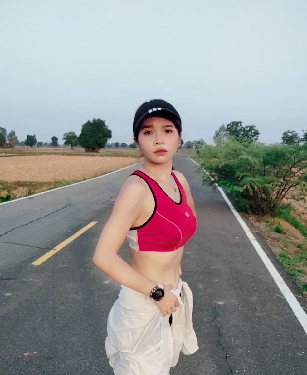 ผลของความพยายามมักสวยงามเสมอ แม้ทางที่ผ่านมาจะทรมานและเหนื่อยแค่ไหน 
#โสดด #ธระกิจส่วนตัว #ชอบเทยว #นครสวรรค #ฝากรทวิตด้วยนะคะ
#โสดดด #ธระกิจส่วนตัว