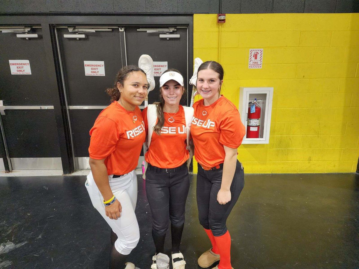Happy national women and girls in sports day!! 

To all the female athletes out there, your strength and perseverance does not go unnoticed, keep being loud, breaking barriers, and seizing the moment!!🤍💪🏽