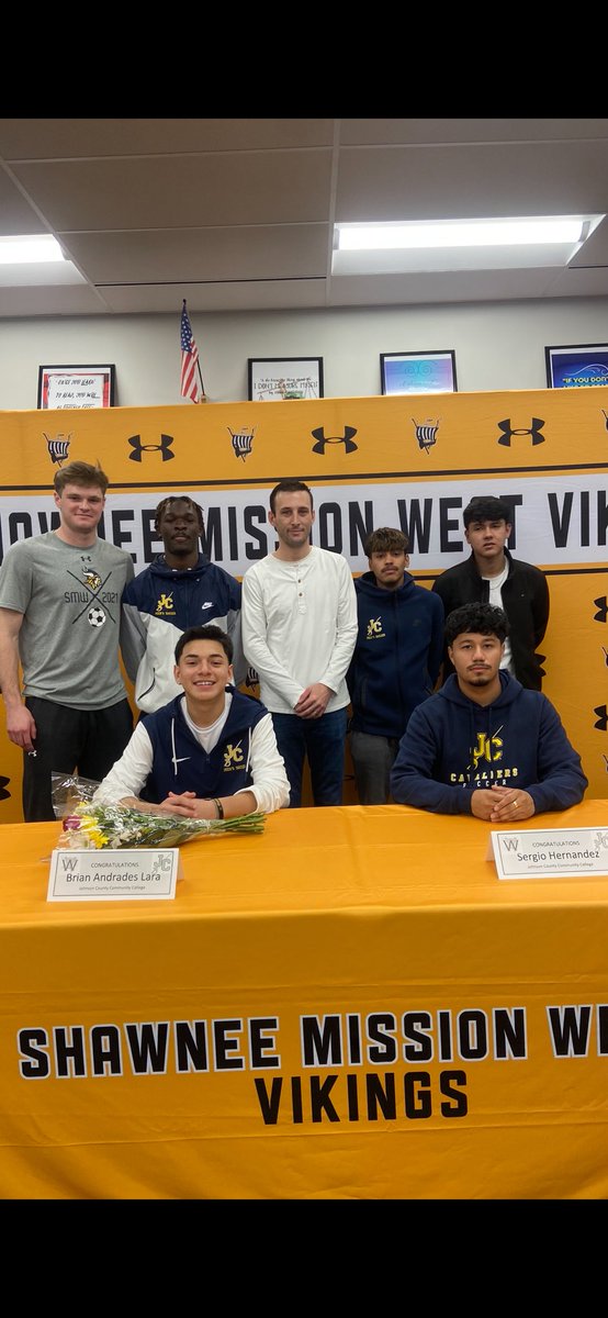 Thanks to former teammates for coming by! Sam Safly ‘22, Phil Mutantika ‘23, Marco Hernandez ‘23, &amp; Emiliano Meza Torres ‘23 for attending! <a href="/SamSafly/">Sam Safly</a> <a href="/PhillipMuta10/">Phillip mutantika</a> <a href="/MHernandez1235/">Marco Hernandez</a>