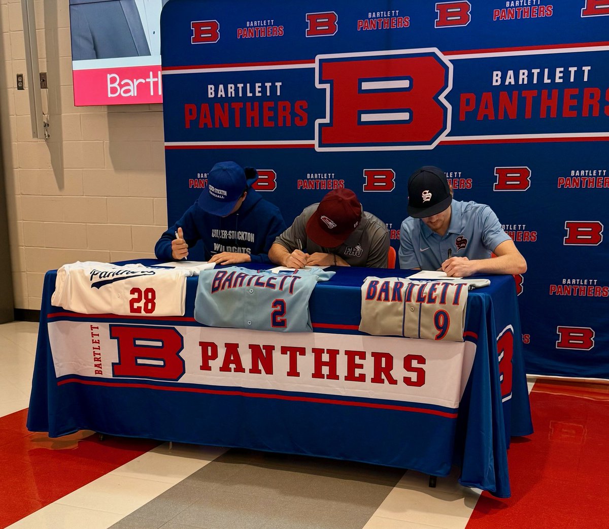 Batters Box Scout Teams (@boxboysscout) on Twitter photo Big Congrats to <a href="/cforrest_2/">Christian Forrest</a> <a href="/beckw99/">Beck Wilder</a> <a href="/winn_white1/">Winn</a> & Sam Barnes on making things official by signing their NLI. We're extremely excited for the players & their families during this special time. #RepTheBox <a href="/BattersBox/">Batters Box Baseball</a> <a href="/CorySumner/">Cory Sumner</a> <a href="/lparks32/">Lee Parks</a> <a href="/DorseyBaseball/">Adrian Dorsey</a> <a href="/TylerPoole07/">Tyler Poole</a> <a href="/d_lank12/">Dalton Lankford</a> Big Congrats to <a href="/cforrest_2/">Christian Forrest</a> <a href="/beckw99/">Beck Wilder</a> <a href="/winn_white1/">Winn</a> & Sam Barnes on making things official by signing their NLI. We're extremely excited for the players & their families during this special time. #RepTheBox <a href="/BattersBox/">Batters Box Baseball</a> <a href="/CorySumner/">Cory Sumner</a> <a href="/lparks32/">Lee Parks</a> <a href="/DorseyBaseball/">Adrian Dorsey</a> <a href="/TylerPoole07/">Tyler Poole</a> <a href="/d_lank12/">Dalton Lankford</a>