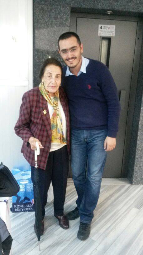 Türkolojinin asırlık çınarı, hocaların hocası Prof. Dr. Zeynep Korkmaz Hocamız uçmağa varmış. Ruhu şad olsun.