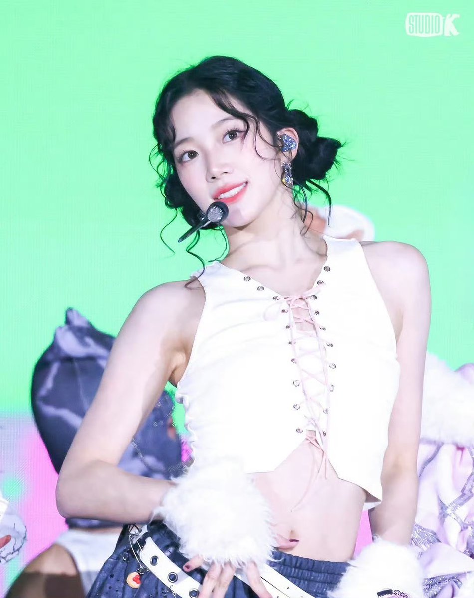 파랑 tweet media