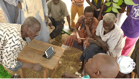 ghaidems's tweet photo. Did you know? Smallholder farmers can interpret climate graphs to make informed farming decisions!  Through the Participatory Integrated Climate Services for Agriculture (PICSA) approach, farmers gain practical climate insights, https://t.co/DSuCKVfIRe