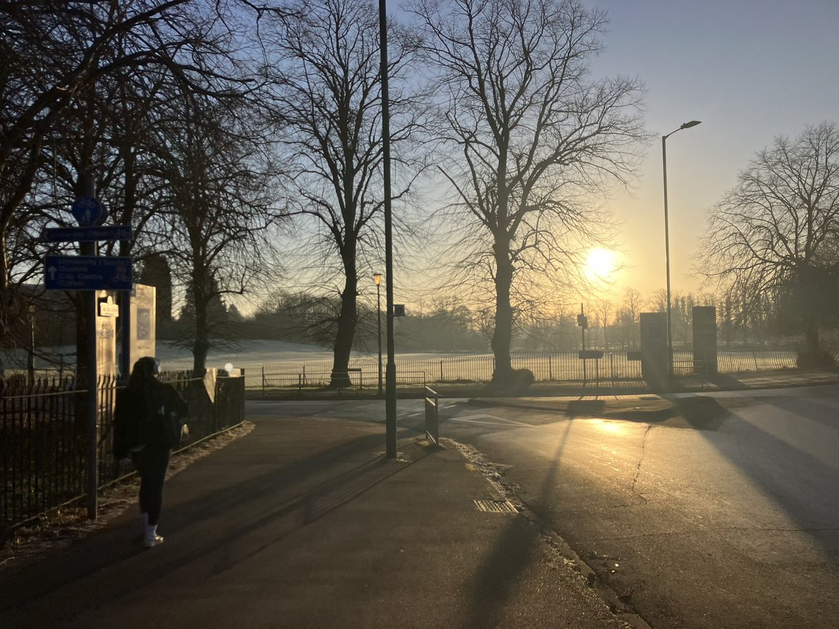 JoeBellMango's tweet photo. Frosty day at UoN https://t.co/6HpMk6DAGO