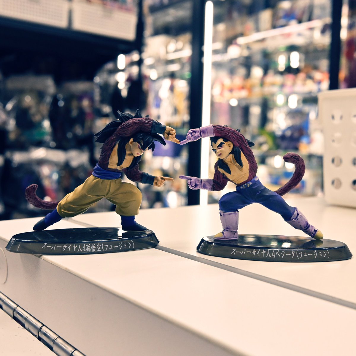 hobby_asakusa's tweet photo. フューーージョン🎵

ドラゴンボールのフィギュア
買取お待ちしております(つД`)ノ https://t.co/wzeJ75K5Pz
