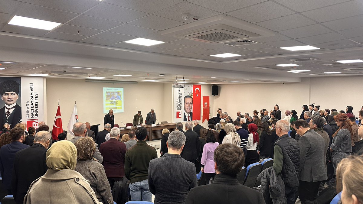 Cumhuriyet dönemi Türk dili çalışmalarının en önemli isimlerinden, Prof. Dr. Zeynep Korkmaz vefat etti.  

Vefat haberi, Ankara Hacı Bayram Veli Üniversitesinde düzenlenen “Ahmet Bican Ercilasun Sempozyumu”nda gelen telefonla ilk olarak öğrenildi ve sempozyumuz takip eden