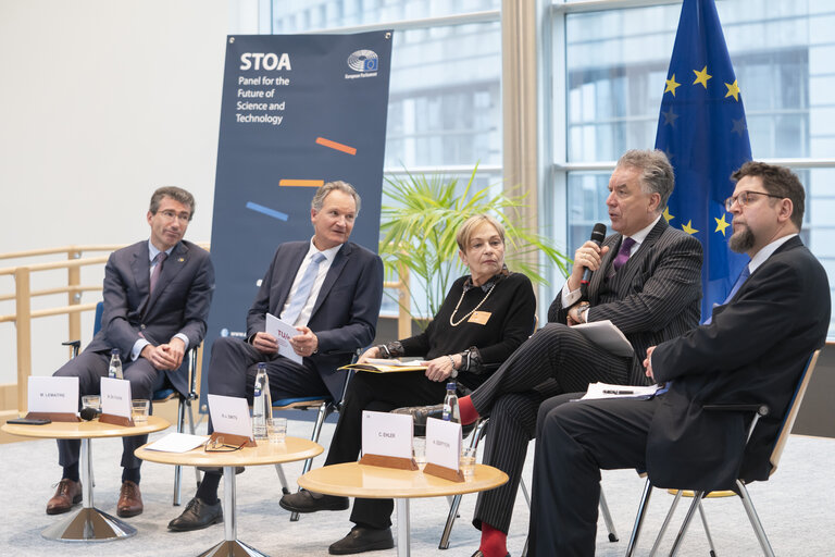 EP_ScienceTech's tweet photo. 🔴If you missed the high-level #STOA #AcademicFreedom conference in the #EUParliament yesterday, you can still watch the recording: https://t.co/ME1gaGMHOQ

📸Photos: https://t.co/eMSDWIDQrd

#EP4AcademicFreedom @EP_President @EZaharievaEU @VQiriazi @lemaitre_eu @POLAND25EU @UN https://t.co/qwTlBYY9LM