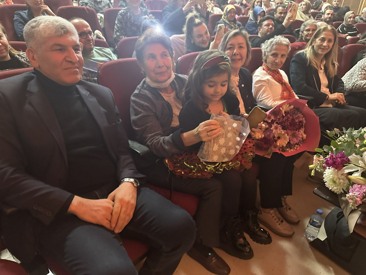 Okulumuz 2024-2025 Eğitim Öğretim yılı 1.dönem kapanış programımızı velilerimiz, ilçe şube müdürlerimiz ,bağışçılarımızın katılımı ile büyük bir coşku ile yaptık 🎈
<a href="/tcmeb/">Millî Eğitim Bakanlığı</a> <a href="/istanbulilmem/">İstanbul İl Millî Eğitim Müdürlüğü</a> <a href="/BakirkoyMEM/">Bakırköy İlçe Millî Eğitim Müdürlüğü</a> <a href="/karzuoglu/">Kürşat ARZUOĞLU</a>