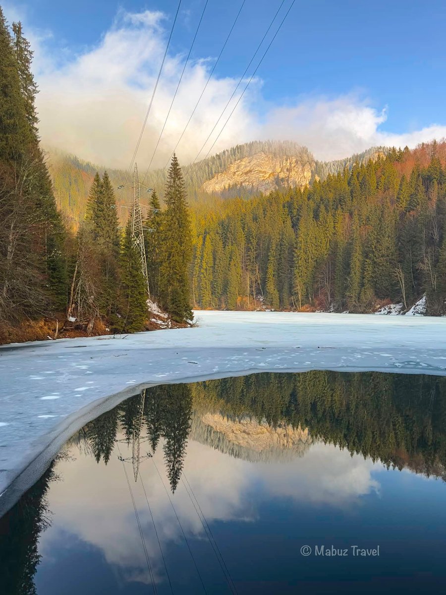 Travel_2Romania's tweet photo. 2 februarie 2025 🏔️❄️
Prin Cheile Zănoagei la Lacul Scropoasa și Cascada 7 Izvoare
#TraveltoRomânia
https://t.co/ovzPUEmyFw https://t.co/cB70nfpw5y