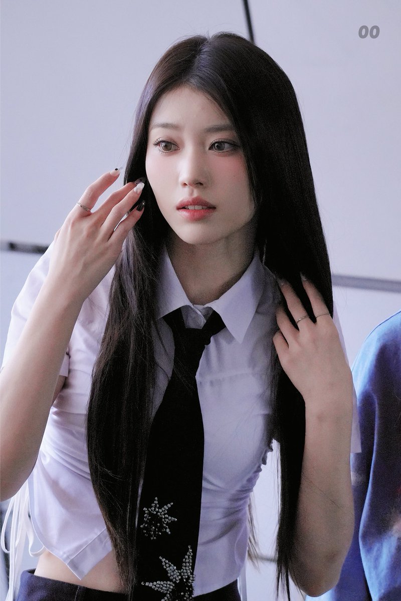 M00000UW's tweet photo. 250206 🩶🤍

#샤오팅 #シャオティン #沈小婷
#케플러 #Kep1er https://t.co/fSZebTELlZ