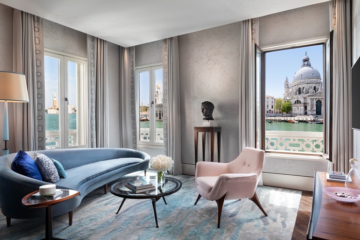 Agendaviaggi's tweet photo. Certificazione Green, sbarca in Laguna l’ambito riconoscimento
#greenkey #MarriottBonvoyMoments #venice @MarriottBonvoy
https://t.co/6FKS43RLnB
Photo courtesy of Ufficio Stampa FEE Italia https://t.co/3IeBowMXHF