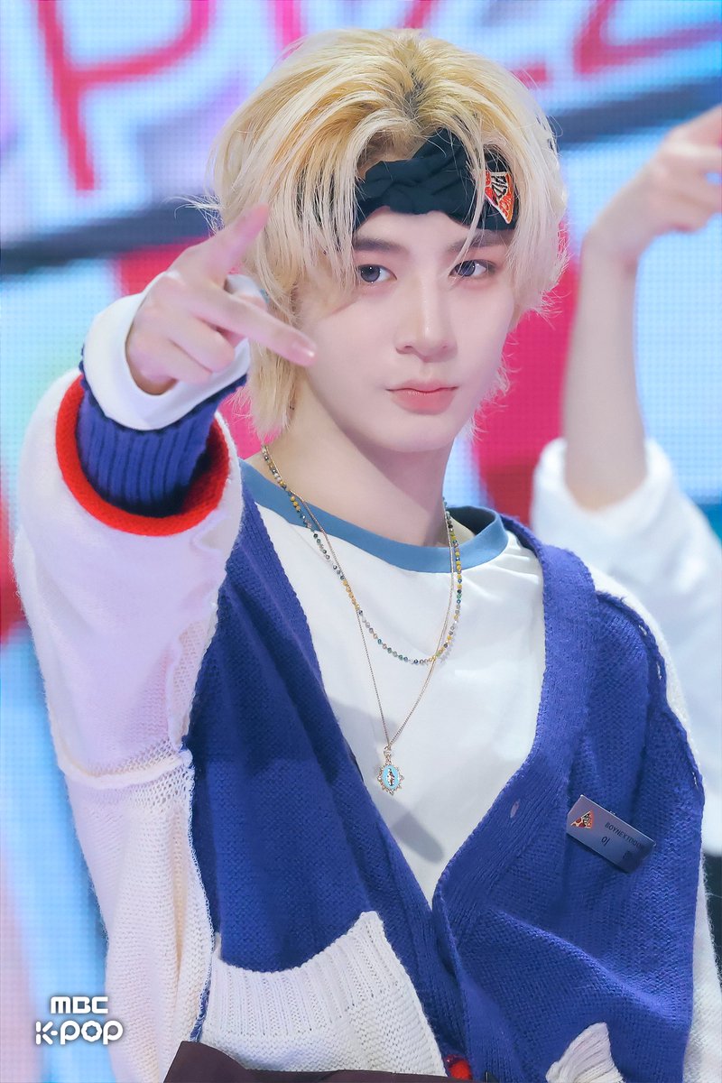MBC_entertain's tweet photo. 💎2024 MBC 가요대제전 현장포토 - BOYNEXTDOOR(보이넥스트도어)💎 https://t.co/EpUWAF0WHj