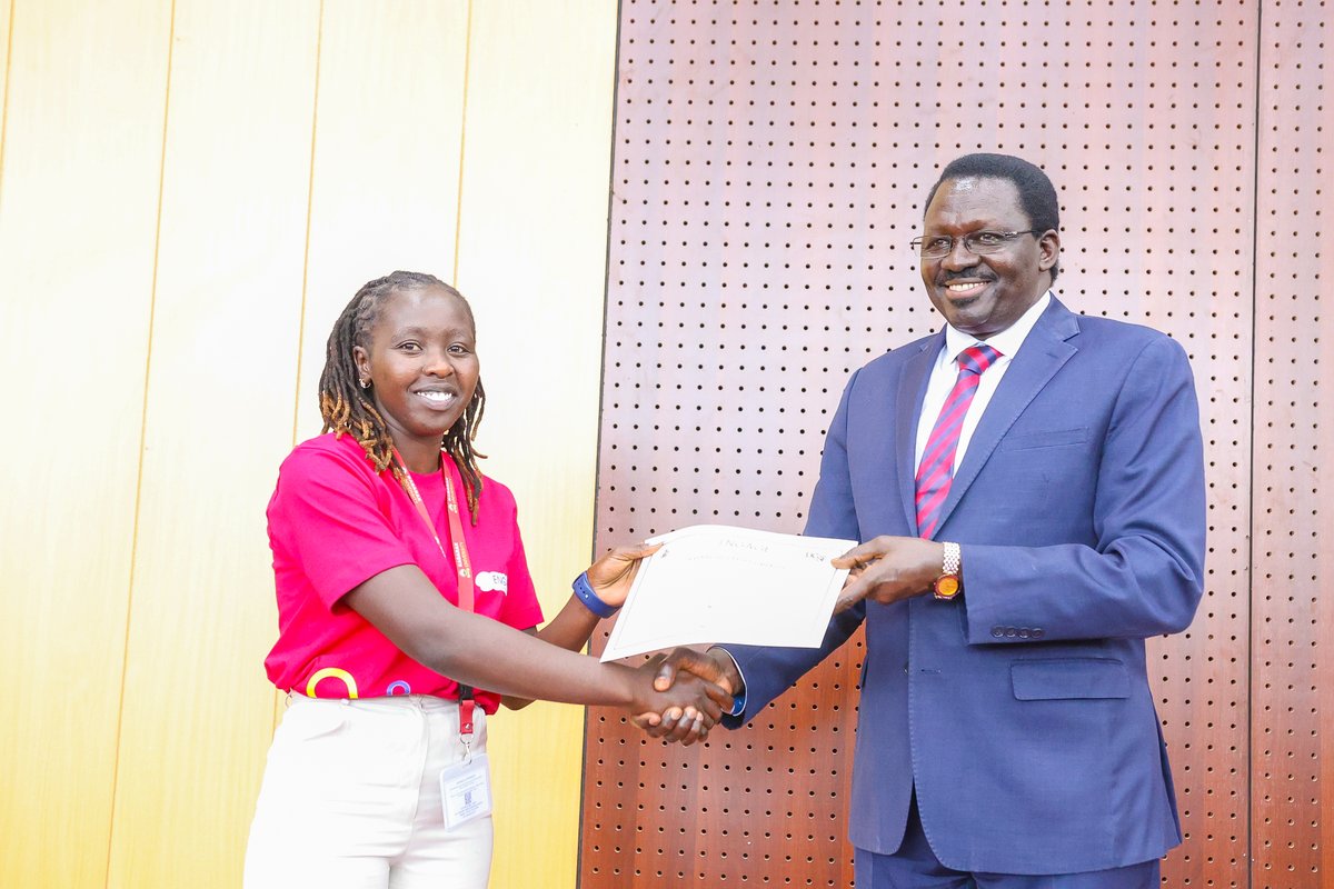 EngageProjectKE's tweet photo. HUGE round of applause to Eddah Chepchirchir,
@ENGAGEProject beneficiary, for winning 2nd place in the INAT Amilcar Cabral Award! Her project "Safe Mom" uses AI to predict preeclampsia risk among pregnant women. #WomenInSTEM #AIForHealth #MaternalHealth #SafeMom #ENGAGEProject https://t.co/0867s6cX2k