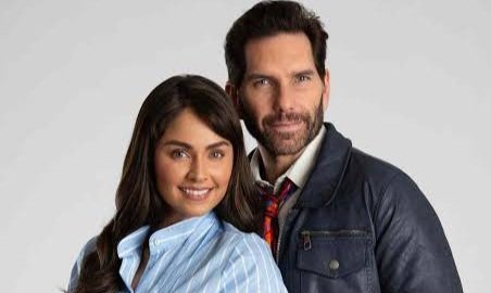 BryanL152's tweet image. #JuegosDeAmorYPoder basada en la obra chilena #JuegosDePoder que prepara a TelevisaUnivisión será simultáneada primero llegaría en Estados Unidos el próximo Lunes 17 de Marzo a las 9PM/8C por @Univision y en México el próximo Lunes 31 de Marzo a las 9:30pm por el @Canal_Estrellas