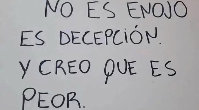 es peor.