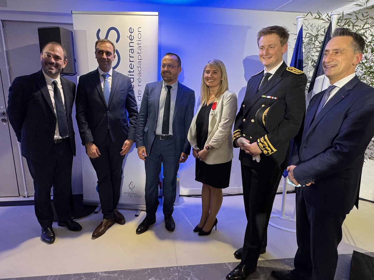 LegionHonneur34's tweet photo. INFO LEGIO XXXIV, la newsletter de la société des membres de la Légion d’honneur de l’Hérault, n°420 du 2 février 2025
Réception dans l’ordre de la Légion d’honneur de Gwenola STER,  directrice générale des cliniques du Docteur STER
https://t.co/xCoQpU2ekU https://t.co/oq2Yg5fUFo