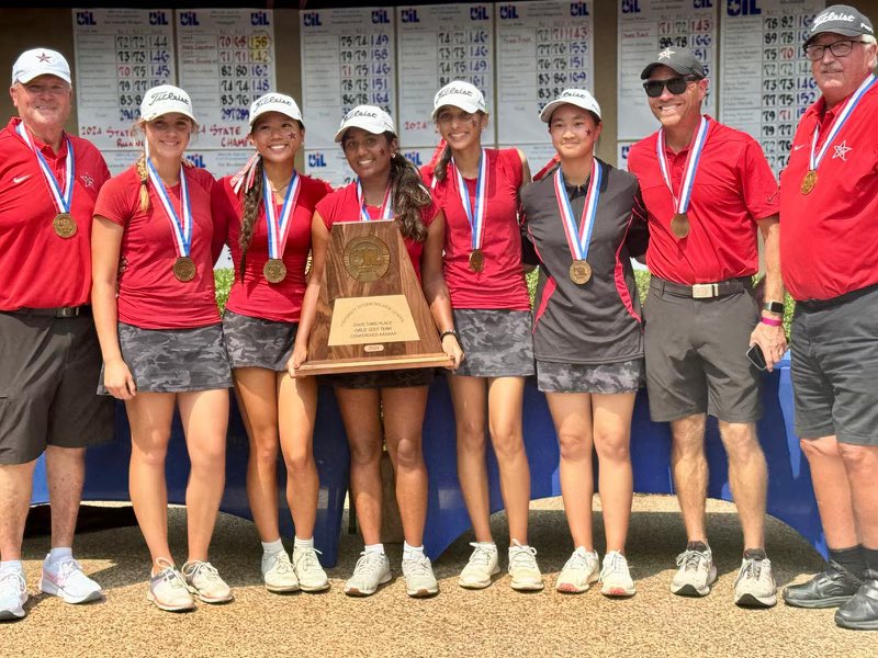 Finished 3rd at the 6A state championship tournament in my sophomore year, securing the second-highest placement in our girls golf program’s history! So proud of my incredible teammates for making history together.