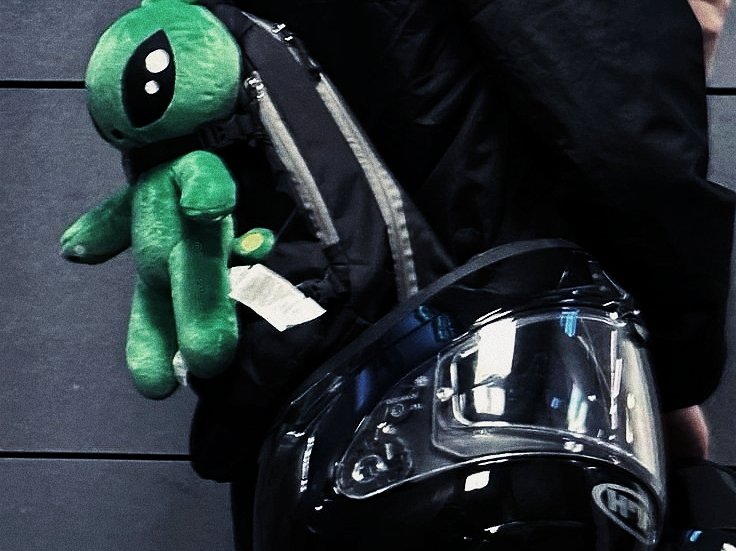 ً𝘇𝗮𝘃. closed tweet media