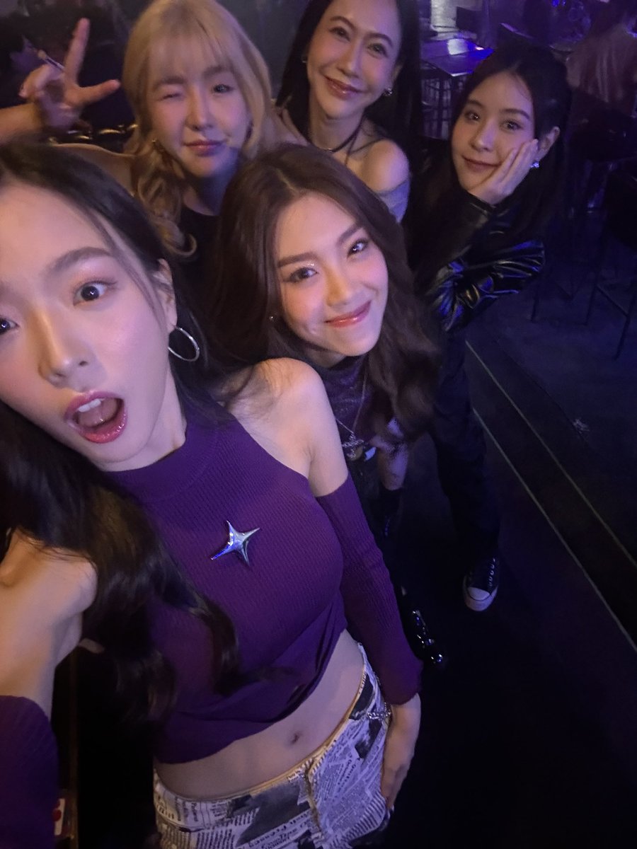 pitchaaaa_s's tweet photo. วงขอบจักรวาลรายงานตัวคับ

RWM REVERSE
#ReverseWithMeEP1 https://t.co/cFmrYyPSu0