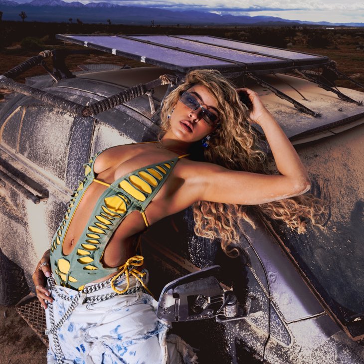 Happy 32nd Birthday to <a href="/Tinashe/">TINASHE</a>! 🎉💜

What are 3️⃣ of your favorite songs by Tinashe?