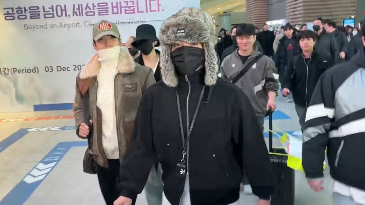 seventeen heading to jakarta today. safe skies 🖤