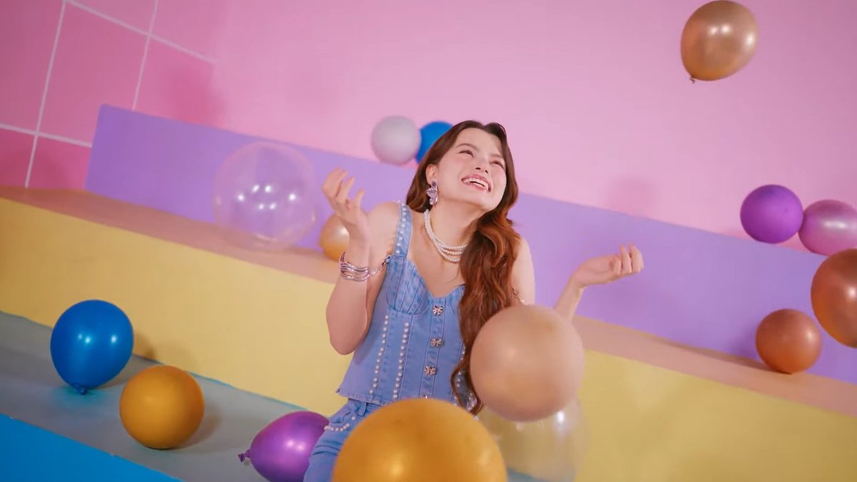 beckyfanclub05's tweet photo. โลกใบนี้ดูสดใส 🩷

REBECCA PRE SINGLE IDOLPOP
#PantoneMVxBecky https://t.co/OVw1IEhwSV