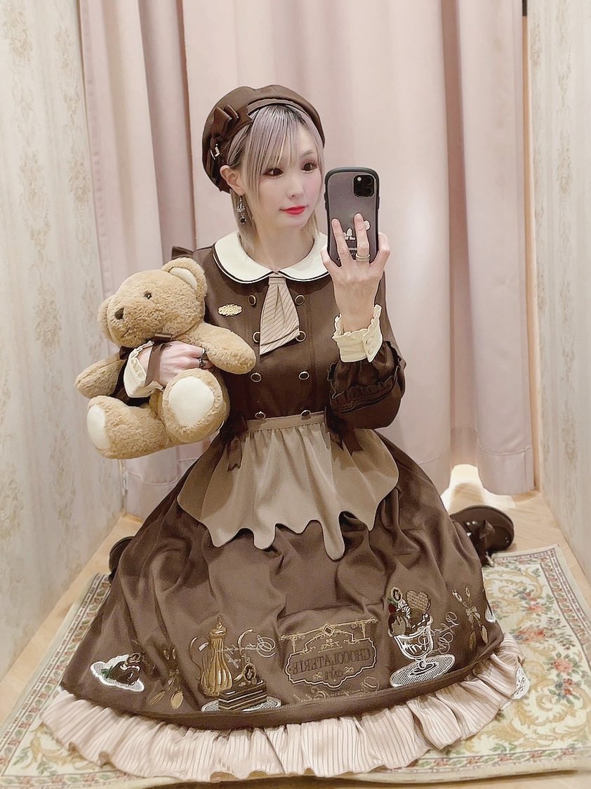 Amavel チョコレート刺繍 ワンピース＆ブラウス Amavel チョコレート刺繍 ワンピース＆ブラウス