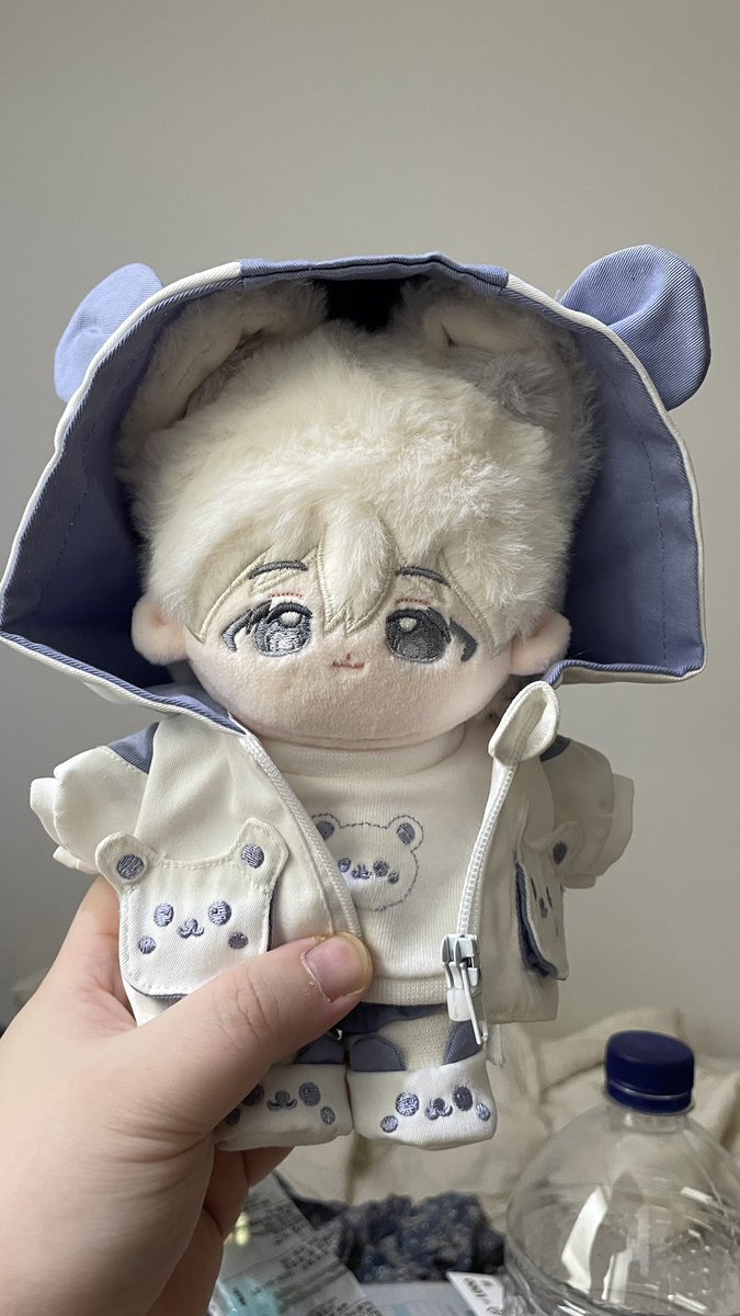 이거 20옷장이라고 산거같은데 완전 찰떡이잔냐