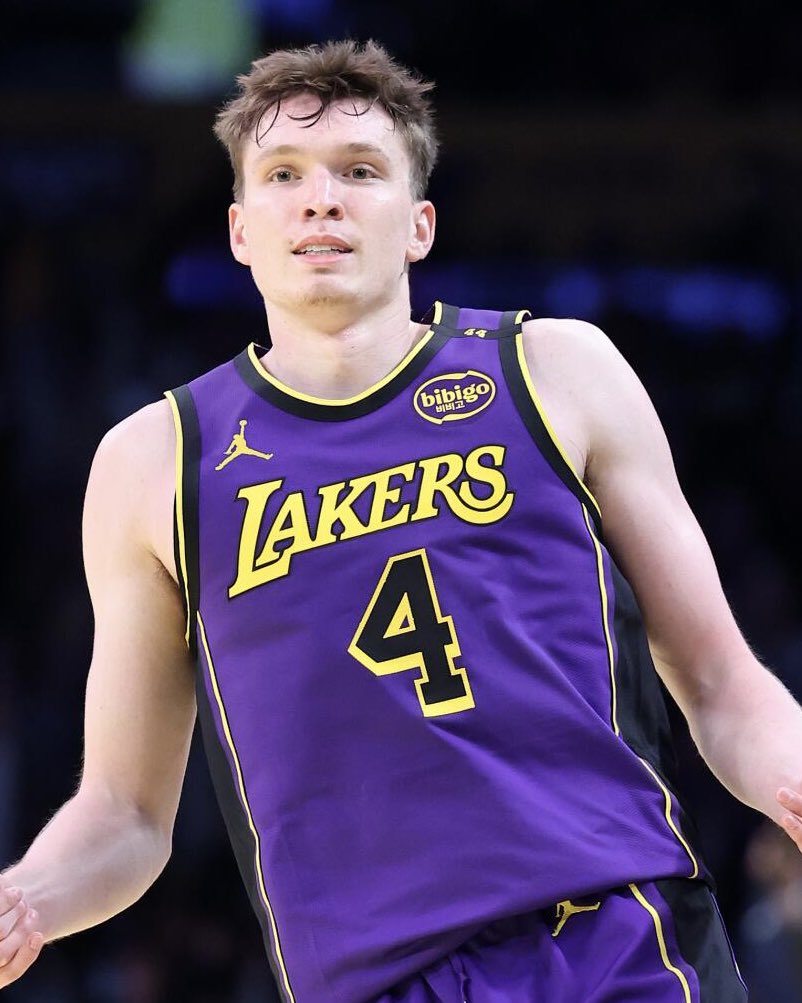 EthanWait3's tweet photo. The Trade Deadline is Trade Deadlining:

TOR: Brandon Ingram
NOP: Bruce Brown, Kelly Olynyk, FRP

LAL: Mark Williams
CHA: Dalton Knecht, Cam Reddish, FRP https://t.co/zm4xuidN99
