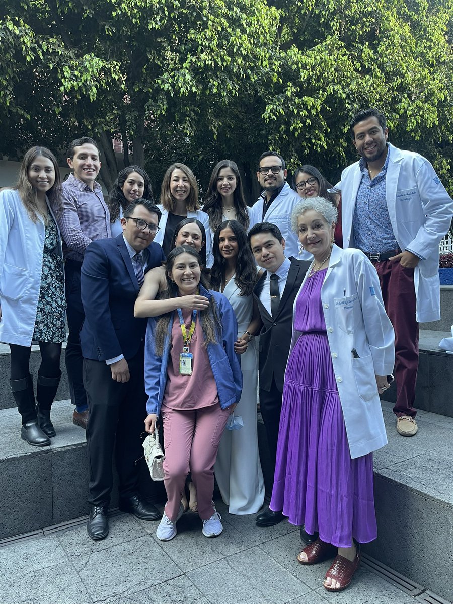 Feliz día del dermatólogo 🔬 🔍 💉