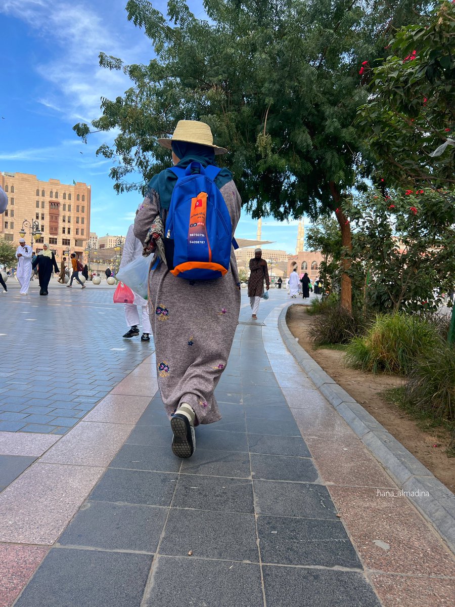 hana_almadina's tweet photo. صباح الخير من طيبة الطيبة ✨♥️
#المدينة_المنورة https://t.co/0V0gfwaSha