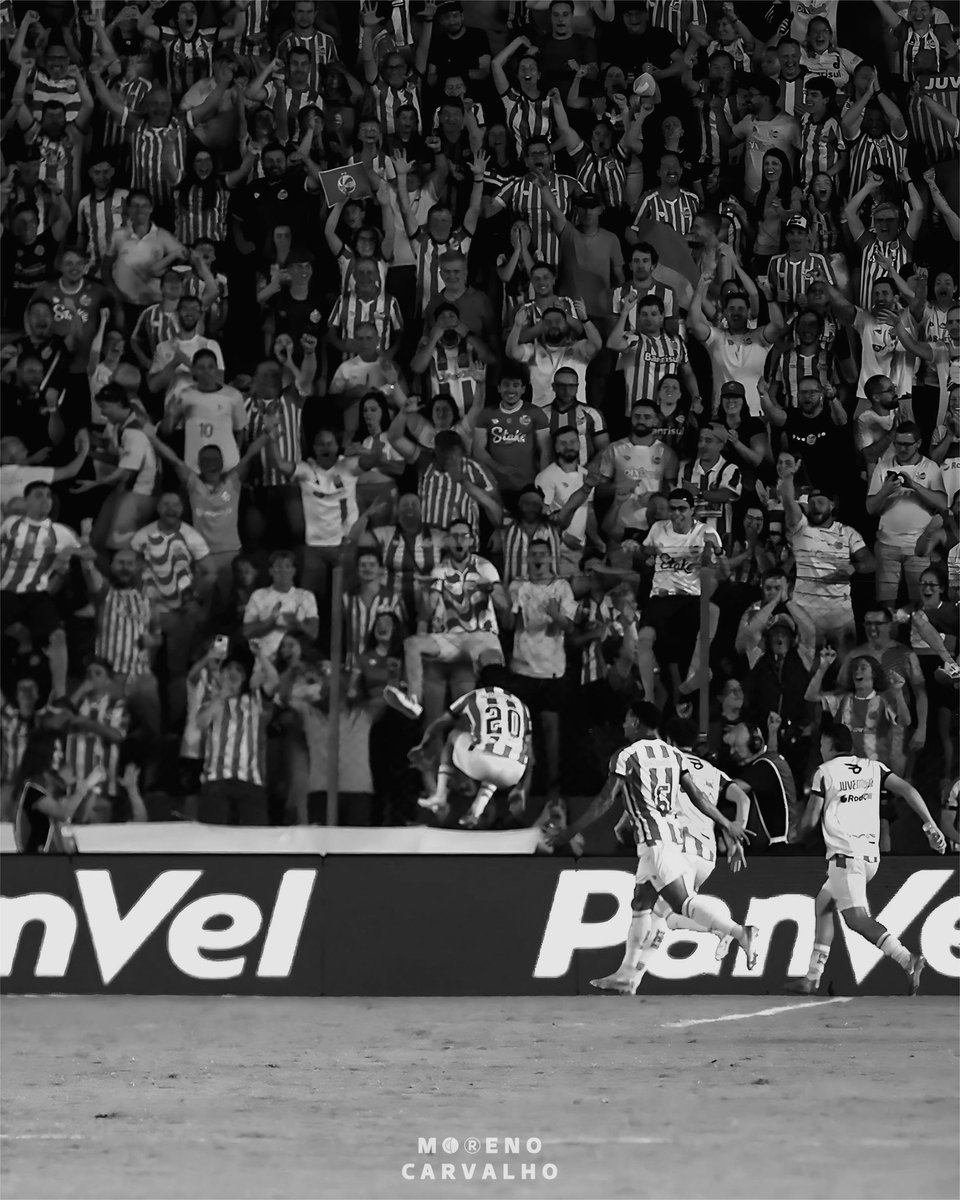 morenocarvalho_'s tweet photo. Festa jaconera em Caxias. 🇳🇬
📷 @morenocarvalho_ / @pontomultimidia
#gauchao2025 #pontomultimidia #gremio #alvinegroceleste #eunabancada #juvxgre #arfocrs https://t.co/LbZin3qhmZ