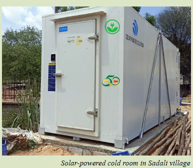 teriin's tweet photo. #InTheNews - Op-ed ✍️
The establishment of #coldstorageinfrastructure powered by #renewableenergy, has resulted in many more benefits than just improving the #livelihoods of small #horticulture farmers in Sadali village in Karnataka. The initiative which actively involved women and youth serves as a model to minimize #waste, enhance #foodsecurity and contribute to the #sustainabledevelopmentgoals", write Mr Yabbati Nagaraju, Senior Manager; Ms Nivya Baby, Research Associate; and Mr Varun Grover, Associate Fellow, TERI - The Energy and Resources Institute, in their op-ed for @LeisaIndia Magazine.

📰 𝐑𝐞𝐚𝐝 𝐡𝐞𝐫𝐞 👉 https://t.co/mCtFovFfAX

#SustainableAgriculture #SolarEnergy #ColdStorage #WomenEmpowerment #FoodSecurity #SustainableFarming #RuralDevelopment #SolarCooling #AgriInnovation #CommunityDevelopment