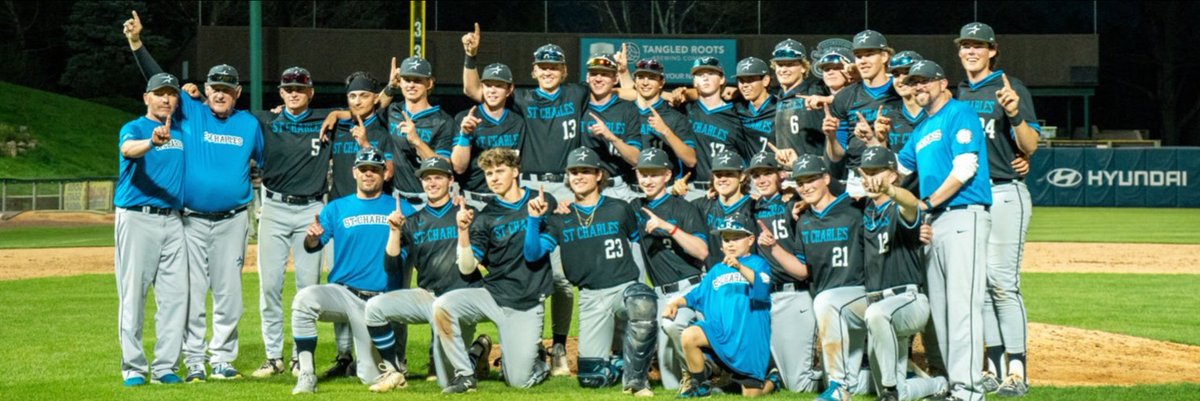 #ThrowbackThursday to our 24' Stars after one of their 28 wins on a special night. #HD_ #KW