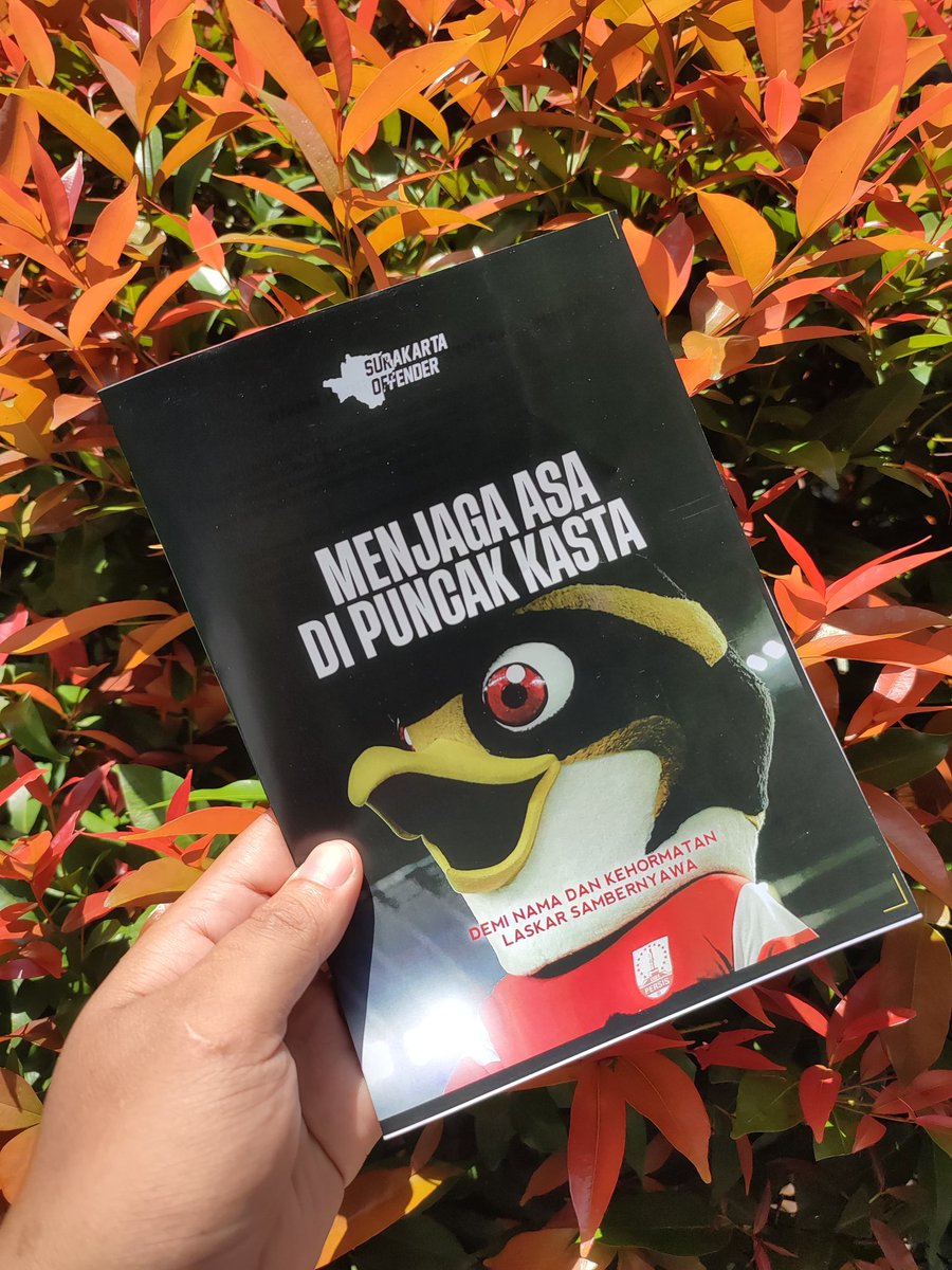 Di sisa laga Liga 1 hingga akhir musim ini mungkin akan terasa berat dan mendebarkan. Satu hal yang pasti, perjuangan belum usai, kompetisi belum selesai. Mari tuntaskan musim ini dengan sehormat-hormatnya dan menjaga asa berlaga di puncak kasta.

Baca selengkapnya di Zine besok~
