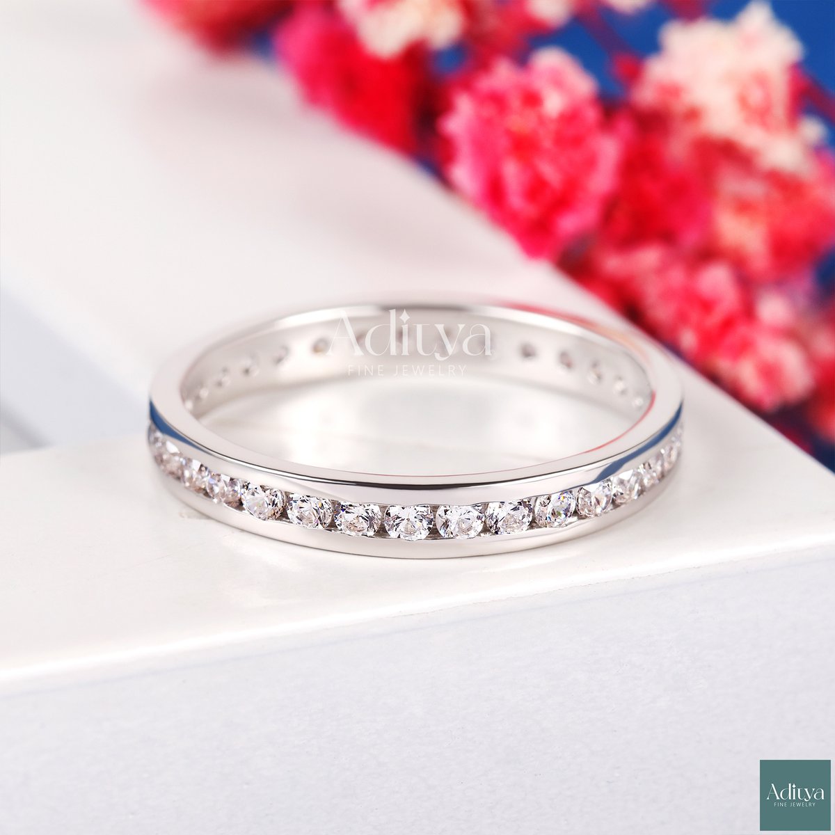 AdityaFineJewel's tweet image. Full Eternity Channel Set Round Cut Colorless Moissanite Band 14K White Gold Wedding Band Comfort Fit Bridal Matching Band Bridesmaid Gifts.

etsy.com/listing/179903…

#anniversarygift
#weddingband
#stackableband
#fulleternityband
#roundmoissanite
#bridalringset
#14kgoldband